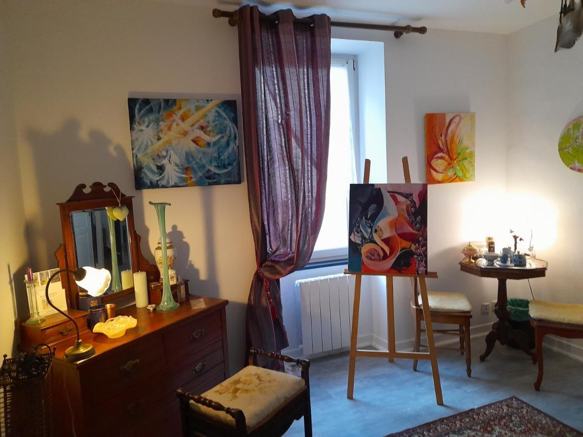 La Chambre De Garance Et Ses Couleurs D'Art Saint-Pol-de-Leon Exterior photo